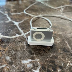 Fully functioning classic Apple iPod Nano Shuffle